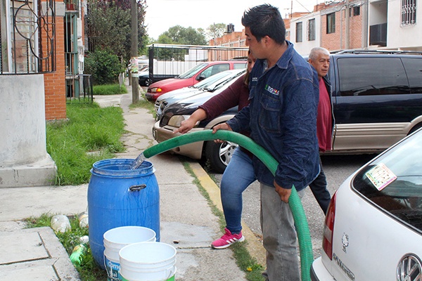 Llevan Agua A Municipios El Vistazo A La Noticia